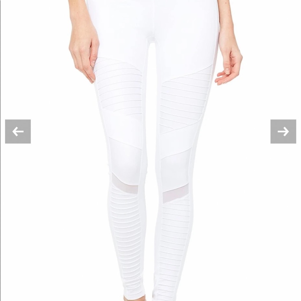 ALO Motto Leggings White